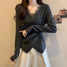 批发<b class='q'>秋</b>冬设计感V领蕾丝拼接打底慵懒感上衣大码女装显瘦遮肉设计感T恤
