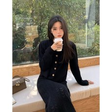 批发档口上新 2026年春秋季新款女装针织套装翻领开衫长<b class='q'>裙</b><b class='q'>两件套</b>百搭