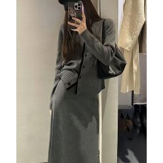 批发档口上新 2026年春秋新款女装针织套装V领开衫半身长<b class='q'>裙</b><b class='q'>两件套</b>