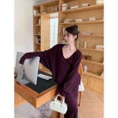 批发档口上新 2026年春秋新款女士V领修身针织<b class='q'>连衣裙</b>两件套慵懒风开衫