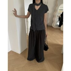 批发档口上新 2026年秋季新款女士短袖针织开衫V领挂脖飘带修身显瘦
