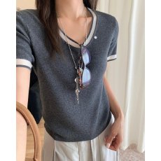 批发档口上新 2026年秋季新款女士V领撞色短袖针织衫修身显瘦上衣