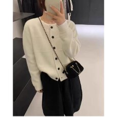 批发档口上新2026年秋季新款女装粗针<b class='q'>北极</b><b class='q'>绒</b>针织开衫宽松圆领长袖毛衣