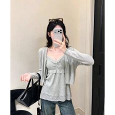 批发档口上新 2026年秋季新款女装<b class='q'>宽松</b>V领针织开衫蕾丝吊带两件套毛衣