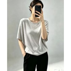 批发档口上新 2026年<b class='q'>夏季</b>女装圆领细闪针织短袖上衣宽松套头针织衫