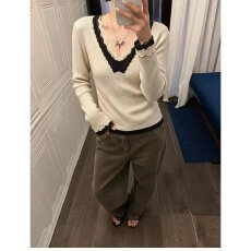 批发档口上新 2026年春秋新款女装V领蕾丝拼接修身针织套头衫<b class='q'>毛衣</b>百搭