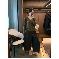 批发档口上新 2026年春秋新款<b class='q'>女</b>装V领单排扣麻花针织<b class='q'>开衫</b>长袖<b class='q'>毛衣</b>外套
