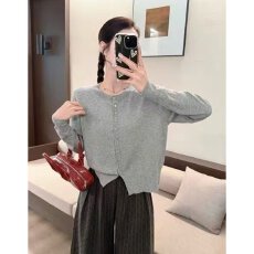 批发档口上新 2026年春秋新款<b class='q'>女</b>装宽松圆领长袖针织<b class='q'>开衫</b><b class='q'>毛衣</b>外套百搭