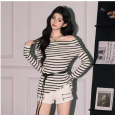 批发档口上新 2026春秋季新款女装<b class='q'>一字肩</b>条纹针织衫修身长袖上衣