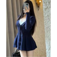 批发档口上新 2026年春秋新款女装V领针织开衫修身短款长袖毛衣
