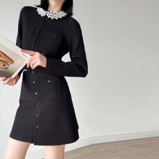 批发档口上新 2026春秋新款女装小香风珍珠领针织<b class='q'>连衣裙</b>修身套装裙