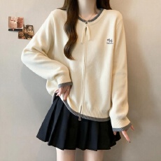批发厚款针织<b class='q'>开衫</b>外套女2026新款女大童初中高中学生少女学院<b class='q'>毛衣</b>上衣
