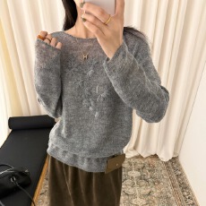 批发氛围感温柔慵懒重工刺绣透视针织衫女长袖宽松气质打底<b class='q'>薄</b><b class='q'>毛衣</b>上衣