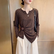 批发通勤百搭精致年轻<b class='q'>妈妈</b>微胖大码减龄复古不规则皮带设计长袖打底衫