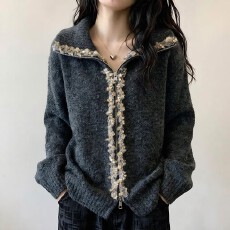 批发实拍<b class='q'>胖</b><b class='q'>MM</b><b class='q'>大码</b>女装小香风大翻领花边双拉链软糯加厚针织毛衣上衣女