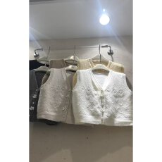 批发档口上新 2026秋冬新款女士V领针织开衫马甲提花无袖毛衣<b class='q'>背心</b>叠穿