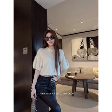 批发<b class='q'>夏</b>季新款女装宽松短款圆领短袖针织衫杏色套头露脐上衣百搭