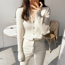 批发<b class='q'>针织衫</b>开衫女v领修身上衣女2026年秋季新款外搭秋<b class='q'>薄款</b>毛衣外套