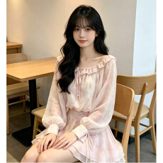 批发法式收腰<b class='q'>连衣裙</b>女2026年春季粉色娃娃领荷叶边短款裙子流行