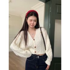 批发港风复古v领麻花毛衣外套女秋冬新款时髦洋气宽松慵懒<b class='q'>针织衫</b>上衣