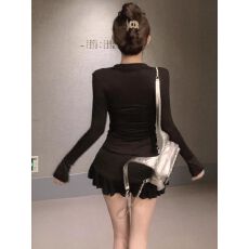 批发辣妹纯欲深V领长袖t恤女polo领收腰显瘦上衣高腰<b class='q'>百褶</b>裙裤两件套秋