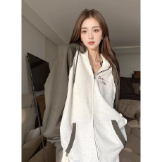 批发加绒加厚冬美式高街撞色棒球服拉链外套女设计感连帽开衫卫衣外搭