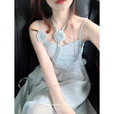 批发原版面料+送两朵花海边度假沙滩吊带<b class='q'>连衣裙</b>女夏季高级感气