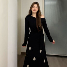 批发好质量 两件套+内里 黑色斜肩长袖连衣裙女早秋季韩系穿搭整套装
