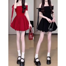 批发法式一字肩露肩黑色<b class='q'>连衣裙</b>女夏季2026新款赫本风绝美蓬蓬<b class='q'>花苞</b>短裙