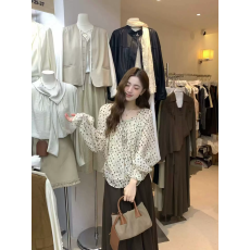批发法式温柔风<b class='q'>波点</b>系带<b class='q'>衬衫</b>女2026秋季新款设计感小众<b class='q'>雪纺</b><b class='q'>衫</b>上衣
