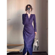 批发港风复古高级感年会生日小礼服秋冬轻奢小众<b class='q'>高端</b>冷淡风紫色<b class='q'>连衣裙</b>
