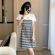 批发<b class='q'>夏季</b>短袖撞色条纹松紧绳连衣裙宽松针织圆领时尚修身显瘦裙子新款