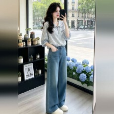 批发面料时尚女人味大方条纹轻奢上衣简约<b class='q'>学院</b><b class='q'>优雅</b>通勤精致感条纹上衣