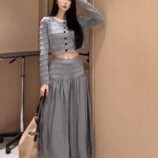 批发灰色套装长袖针织衫短款开衫女秋季半身长裙高腰裙子温柔风两件套