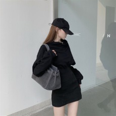 批发收腰包臀修身长袖法式小众连帽连衣裙女2026秋装新款<b class='q'>短裙</b>桔梗裙子