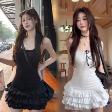 批发甜美白色吊带连衣<b class='q'>裙</b>女夏季修身收腰荷叶边蛋糕<b class='q'>裙</b>子芭蕾风a字短<b class='q'>裙</b>
