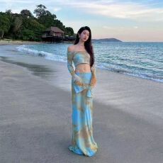 批发网红同款轻奢高端晕染连衣裙套装女秋季名媛风海边出游氛围感裙子