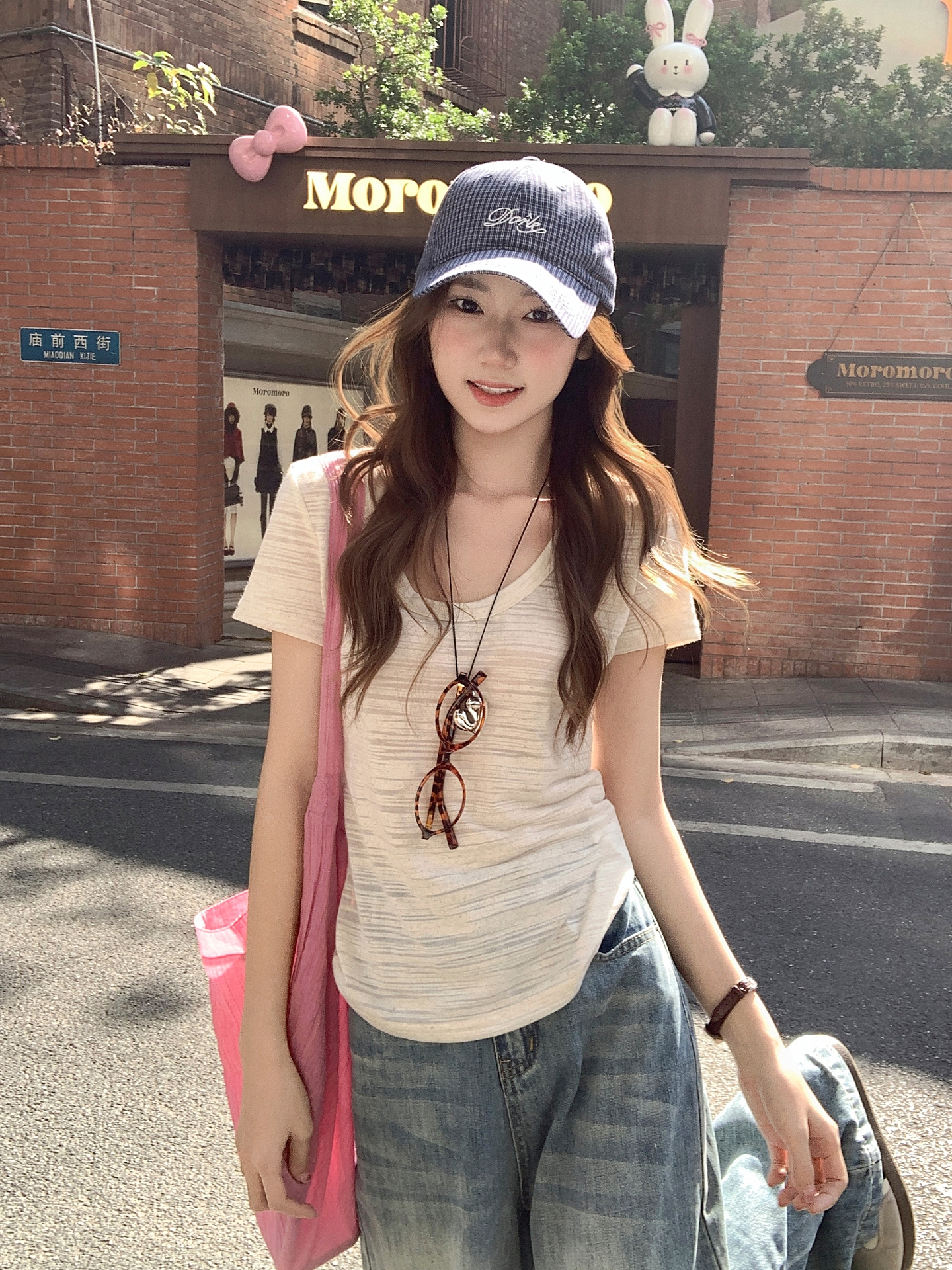 小众设计感U领正肩短袖t恤女2026新款修身显瘦独特别致百搭上衣