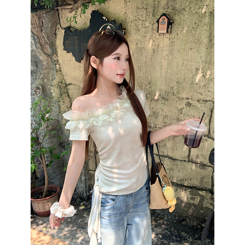 프랑스식 프릴 비스듬한 칼라 반팔 티셔츠 여성 여름 새로운 레이스업 허리 수축 슬림해 보이는 기본 셔츠 오프숄더 짧은 맨위