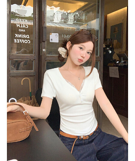 한 부서 레이스 v 넥타이 가슴 패드 반팔 티셔츠 여성 여름 새로운 몸매 가꾸기 슬림해 보이는 펌프 Pleat 다용도 품격 맨위