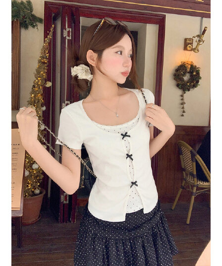 달콤한 매운맛 바람 광장 칼라 페이크 레이어드 티셔츠 여성 여름 새로운 몸매 가꾸기 슬림해 보이는 도트 무늬 나비 매듭 장식 다용도 맨위