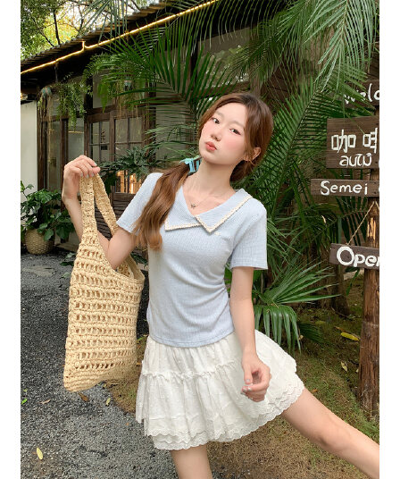 절묘한 레이스 폴로 칼라 반팔 티셔츠 여성 여름 새로운 측면 수신 Pleat 몸매 가꾸기 슬림해 보이는 순수한 욕망 바람 긍정적 인 어깨 의류